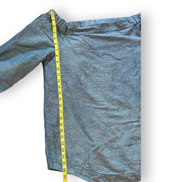Free People Show Me Some Shoulder Chambray Blue Off Shoulder Top Med Linen Blend - Picture 6 of 7